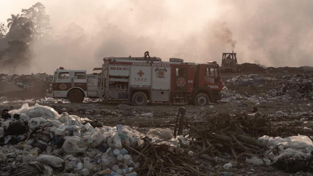 Ministerio de Medio Ambiente y DO Sostenible intervienen vertedero municipal de Jarabacoa.