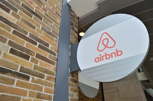 Airbnb compra la web de reservas hoteleras de última hora HotelTonight