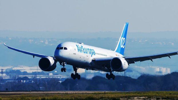 Aerolínea española Air Europa recupera su operativa diaria con Santo Domingo.