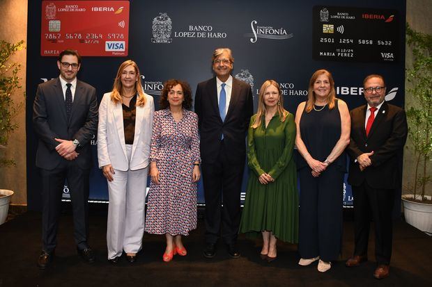 ILan Dabara, Marisol Rodríguez Copello, Lorea Arribalzaga, José Antonio Rodríguez, Margarita Miranda-Mitrov, Margarita Rodríguez Copello y Pedro Rodríguez.