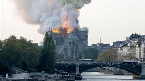 Incendio en la catedral de Notre Dame de París
 