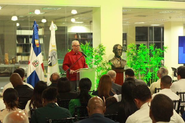 Fundación Juan Bosch publica nuevo libro sobre obra de Juan Bosch.