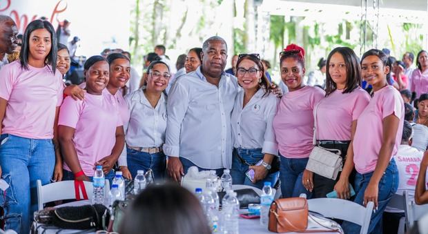 Gabinete de política Social celebra Día de las Madres.