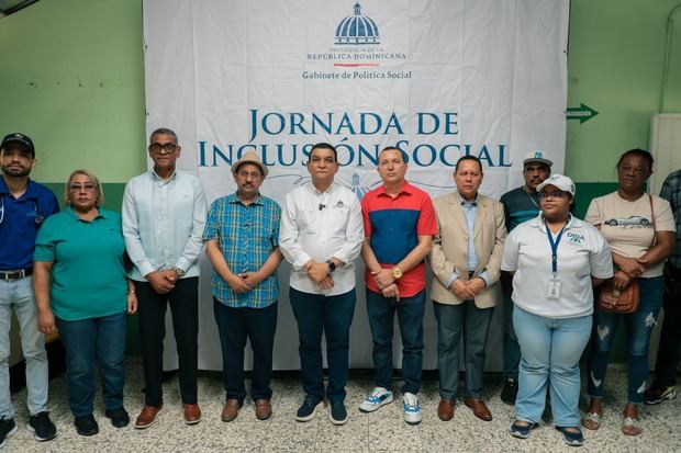 Gabinete de Política Social lleva jornada social a San Cristóbal.