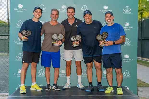 Ganadores Torneo de Padel de Pascua 2026.