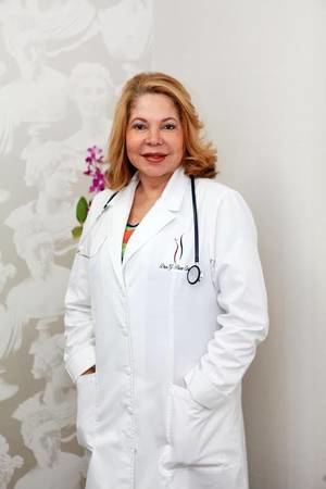 Georgina Pérez- Cairo: de Neumóloga Infantil a referente en Medicina Estética y Dermatocosmiatría
