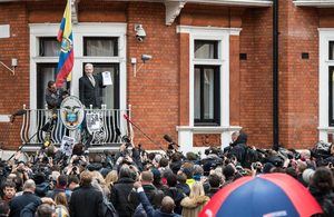 Ecuador dice que resoluci&#243;n de CIDH sobre Assange muestra ruta hacia soluci&#243;n 