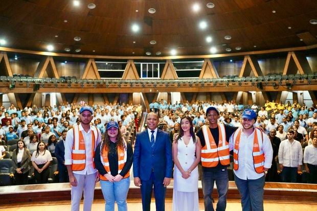 Intrant y Minerd integrarán educación vial como requisito de graduación en bachillerato