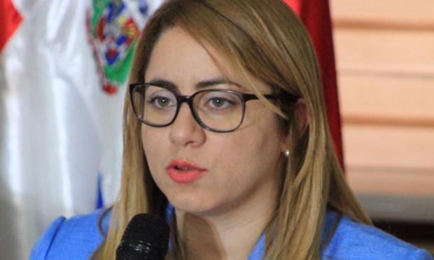 La diputada Gloria Reyes recibió la petición de las dirigentes