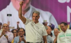 El PRD decide respaldar a Gonzalo Castillo como candidato presidencial
 