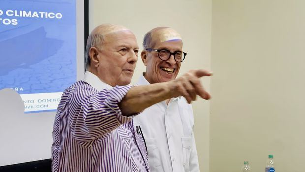 Hipólito Mejía, expresidente de la República Dominicana y Max Puig, Vicepresidente Ejecutivo del CNCCMDL

