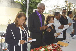 Colegio Evangélico Central realiza homenaje póstumo a la maestra Gladys Estela Vicioso Genao