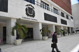 Comisión de diputados conoce puntos modificados del Proyecto de Ley de Partidos