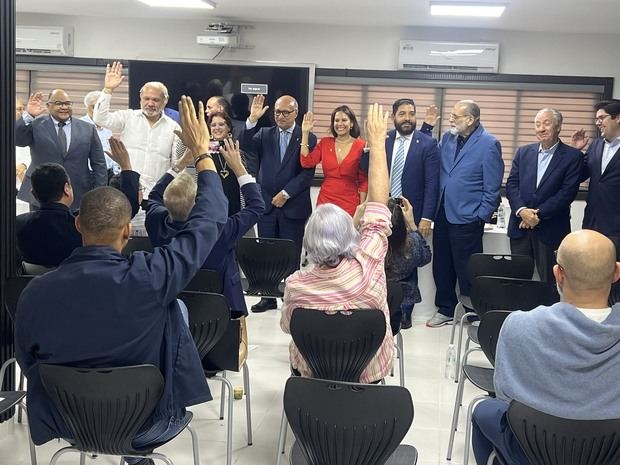 Junta directiva para el período 2025-2026.