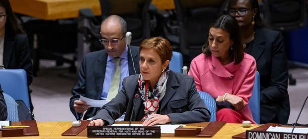 La representante especial de la ONU en Haití, Maria Isabel Salvador, denunció este miércoles ante el Consejo de Seguridad que desde enero la violencia de las pandillas en la nación caribeña 'se está extendiendo a un ritmo alarmante en zonas que antes se consideraban relativamente seguras en Puerto Príncipe y fuera de la capital'.