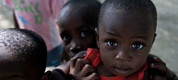 Más de medio millón de niños en Haití carecen de acceso a refugio, agua potable e instalaciones de higiene, están aumentando rápidamente la amenaza de infecciones respiratorias agudas, enfermedades diarreicas, cólera y malaria.