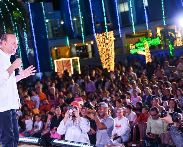La Navidad en Santiago se consolida como un referente cultural.