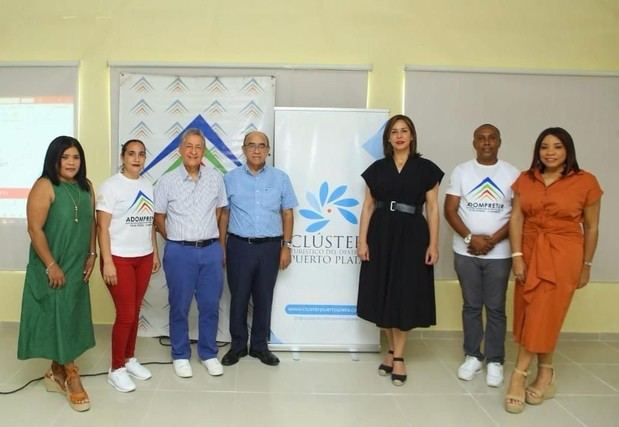 Quiterio Cedeño aborda los desafíos del periodismo de calidad en Sosúa, Puerto Plata