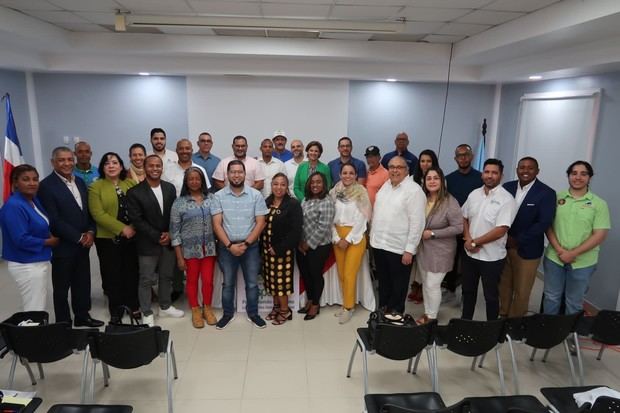 
Segundo encuentro regional de Clústeres Turísticos del Cibao.