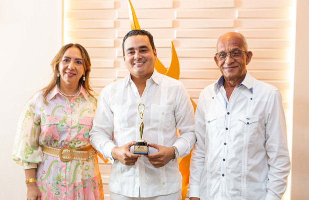 Socorro Cruzets, Manuel Durán Padovani, Loweski Luciano.