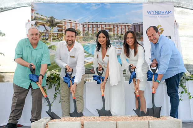 Realizan primer picazo “Palace Suites Downtown, Punta Cana Trademark by Wyndham”.