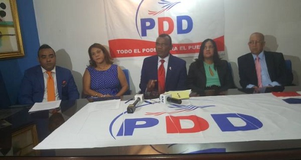 Dirigentes del PDD