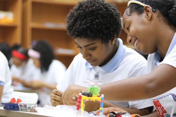 Centros Tecnológicos Comunitarios celebra en Santo Domingo Norte 'Día de las Niñas en las TIC'.