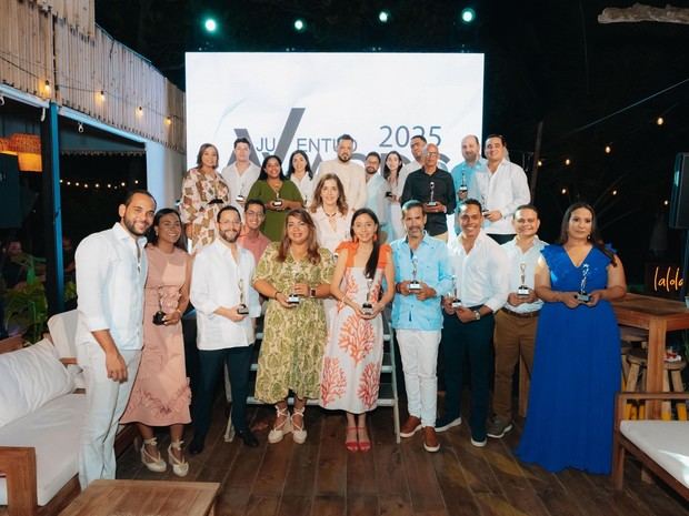 Ganadores de premios Juventud Awards Puerto Plata