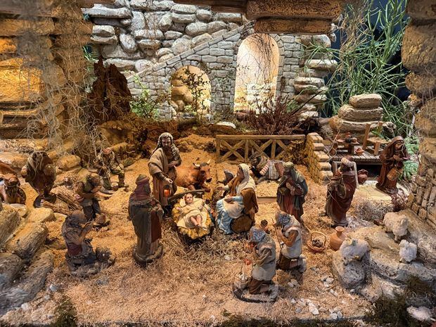Asociación Dominicana de Belenistas y Ágora inauguran exposición “Nacimiento del Niño Jesús”.