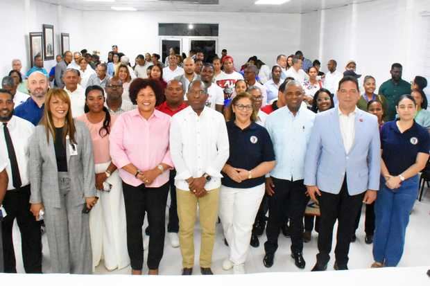 La actividad forma parte del Programa de Formalización y Acceso al Financiamiento para las MIPYMES de la región Enriquillo.
