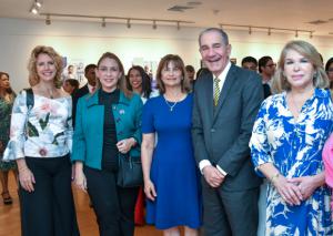 Exposición Talentos para cambiar el mundo resalta el impacto global de dominicanos en Francia