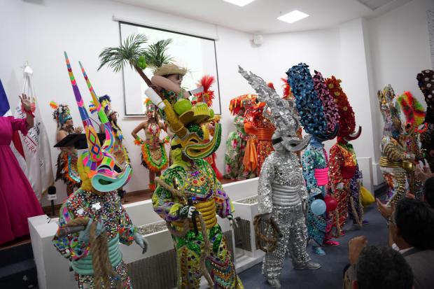 Ministerio de Cultura entrega Premios Anuales de Carnaval