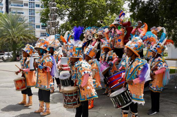 Ministerio de Cultura entrega Premios Anuales de Carnaval