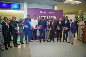 David Collado inaugura vuelo a Nueva York de Arajet