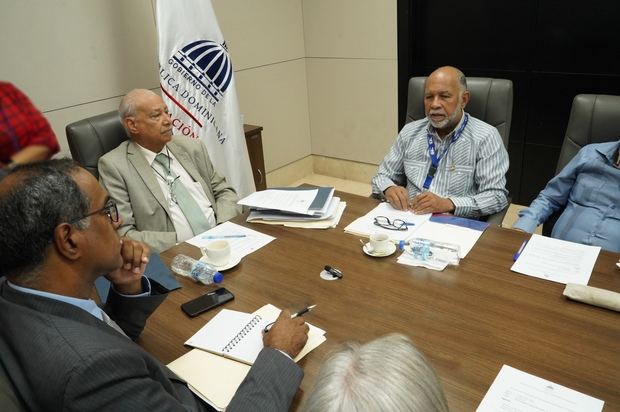 MINERD comparte con ADP plan de implementación de la Evaluación de Desempeño Docente.