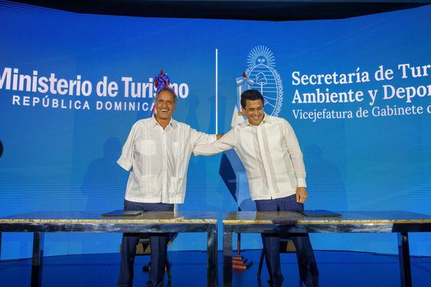 RD y Argentina firman acuerdo para fortalecer intercambio turístico