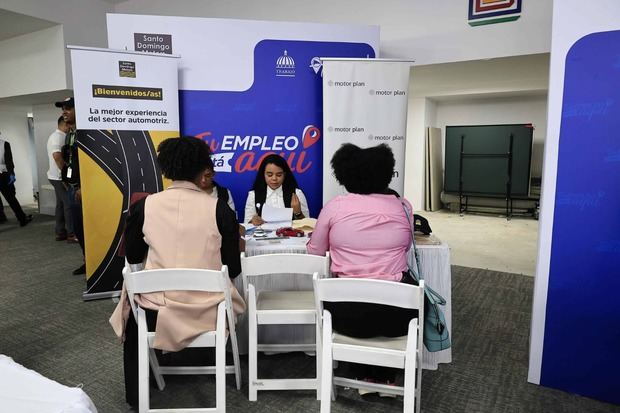Más de 7.000 vacantes en jornada de empleo en RD.