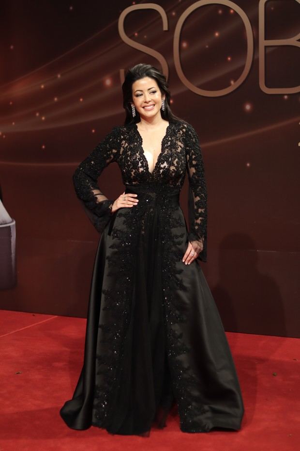 Omar Díaz crea un vestido espectacular para Dafne Guzmán