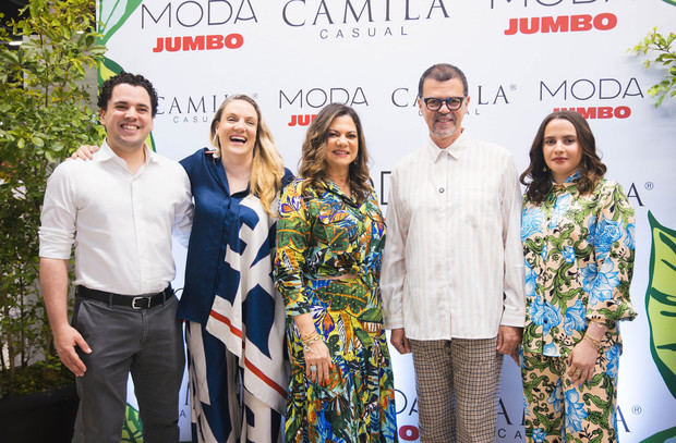 Persio Miguel Abreu Cristina Cuadra, Alba Luz de Abreu, Sócrates Mckinney y Karla Abreu.