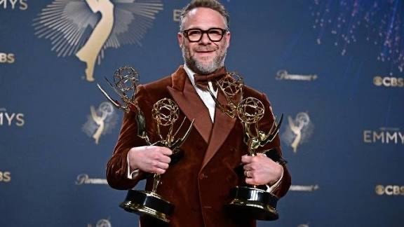 Seth Roger.La comedia The Studio de Seth Rogen arrasa en los Emmy con 13 premios