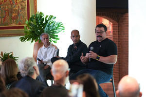 Los panelistas dialogaron sobre los alimentos, sazones y técnicas de la cultura taína
que perviven en la gastronomía nacional.