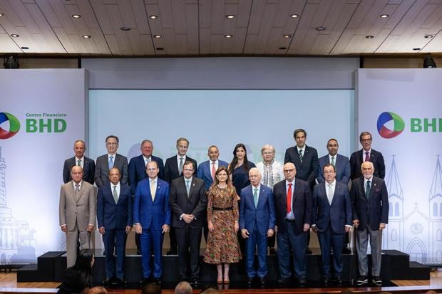 Integrantes de los Consejos de Administración del Banco BHD y el Centro Financiero BHD.