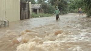 Las lluvias desplazan a 215 personas y afectan a 43 viviendas y 12 acueductos.