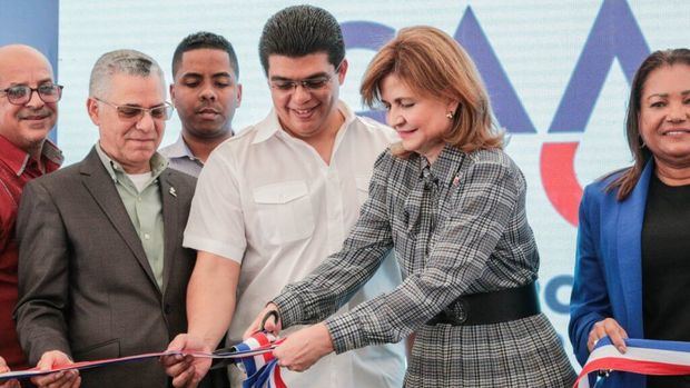 Gobierno inaugura primera etapa de nuevo sistema sanitario en Invivienda.