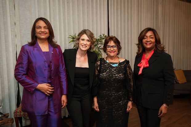 Rossy Escotto, Marta Iranzo Bañuls, Verónica Sencion y Amarilys Duran Salas.