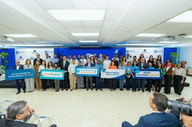 Mayoría de becados pertenecen a carreras STEM y el 50% son mujeres.