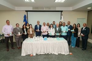 Sanar una Nación entrega tratamientos médicos a la DNCD para fortalecer el bienestar y la salud