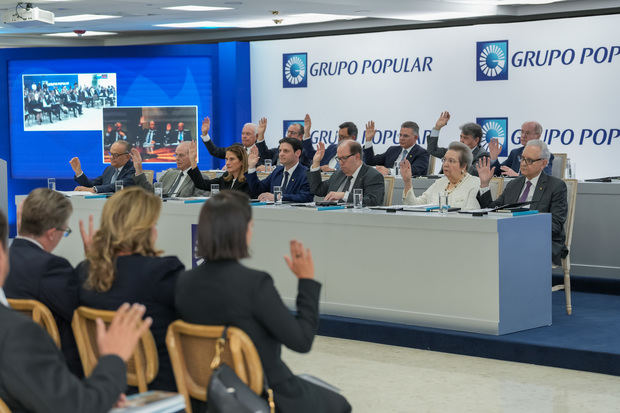 La asamblea de accionistas conoció el desempeño de las principales filiales del
Grupo Popular y aprobó el Informe de Gestión del Consejo de Administración.