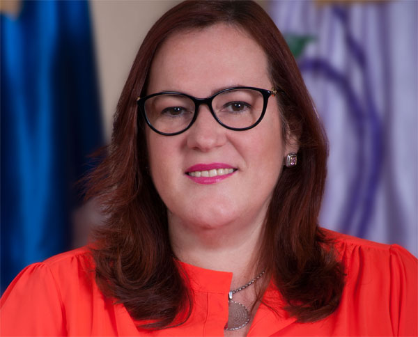 Ministra de la Mujer, Janet camilo