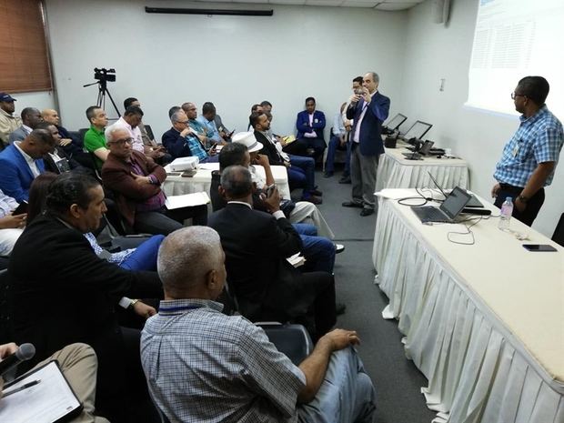 JCE y partidos sostienen reunión sobre aspectos técnicos de modalidad de votación en elecciones municipales 2020